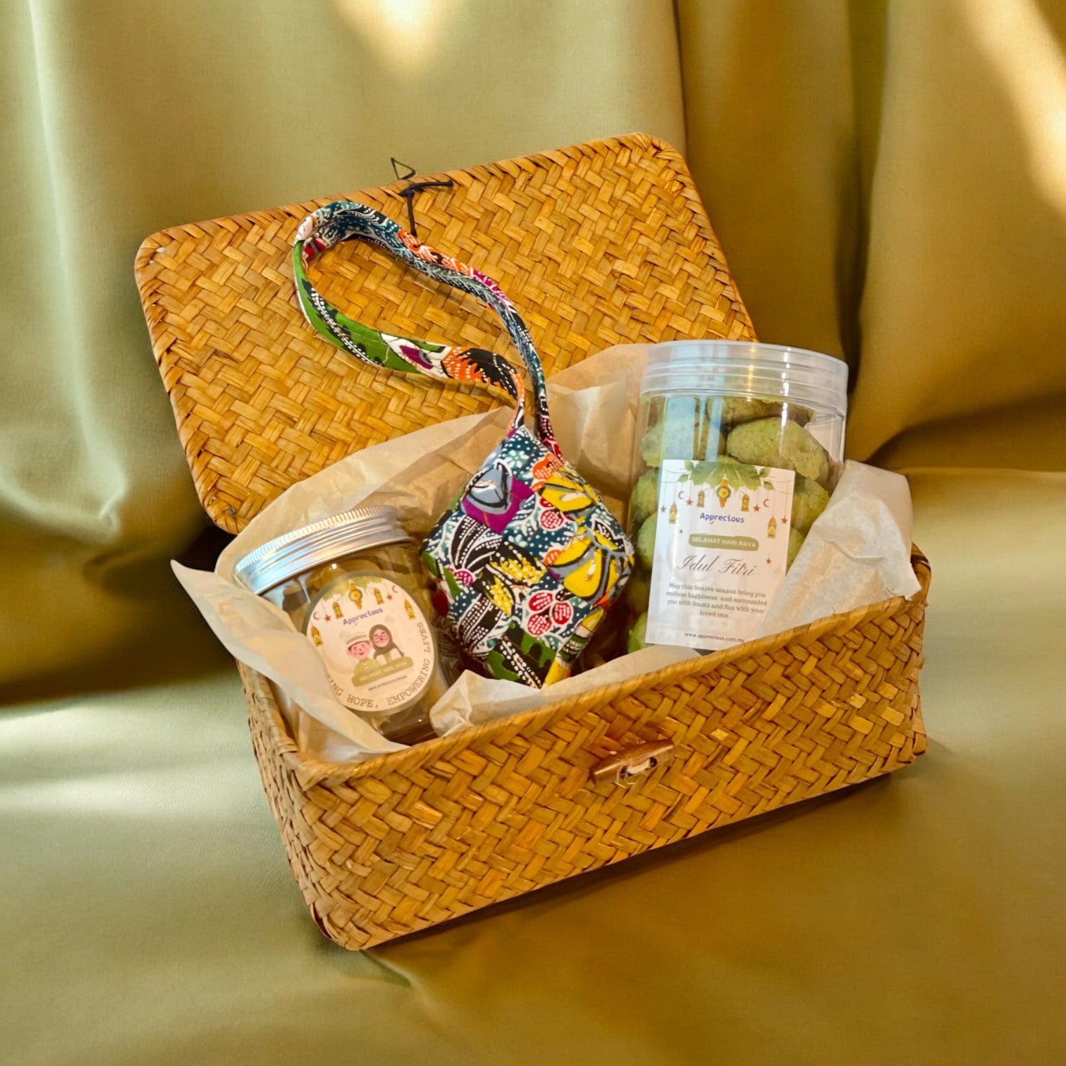 NILAM (Raya Package with Sweet Chocolate Cookies, Batik Ketupat and Dried Fruit)