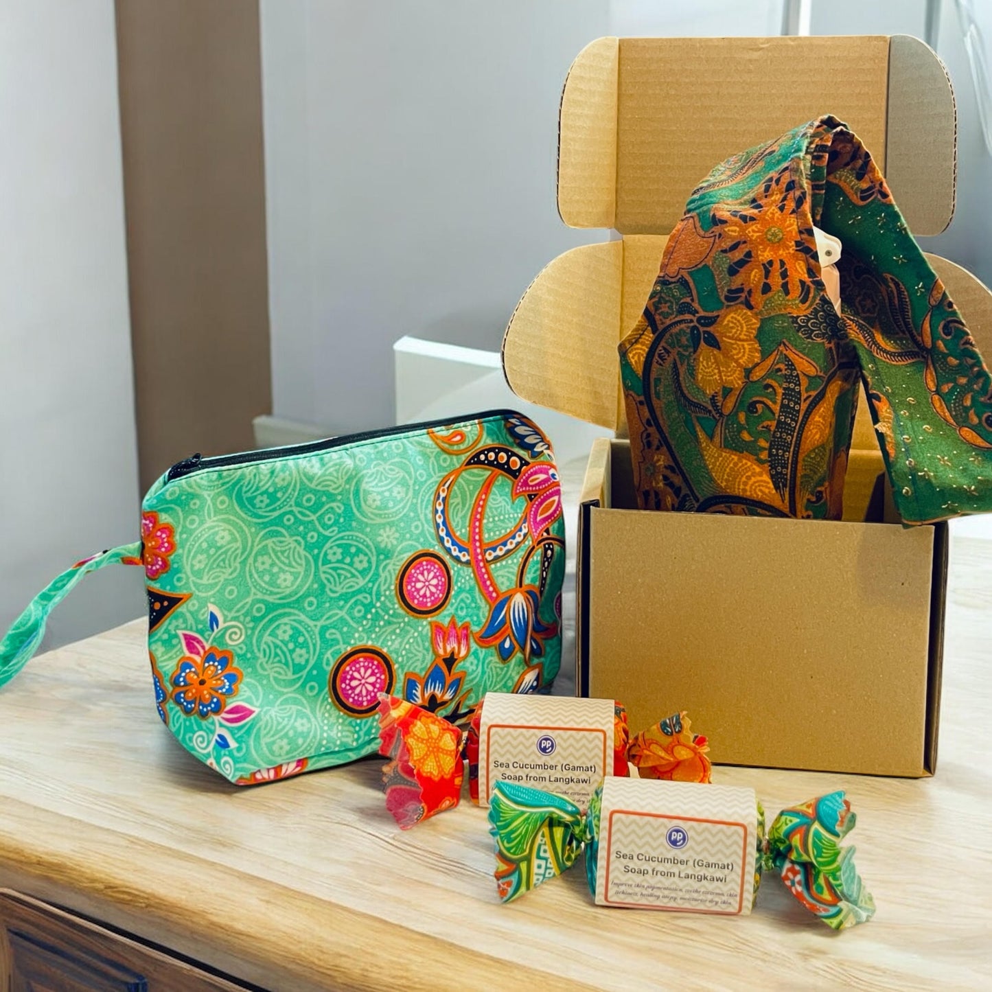 Small Batik Gift Set Malaysia